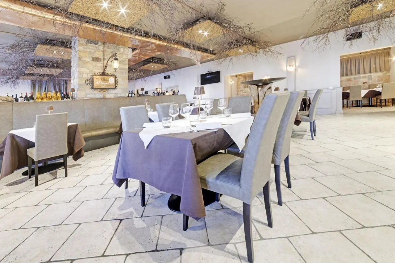 לאבנה פונטה טרסה Hotel Grotto Bagat