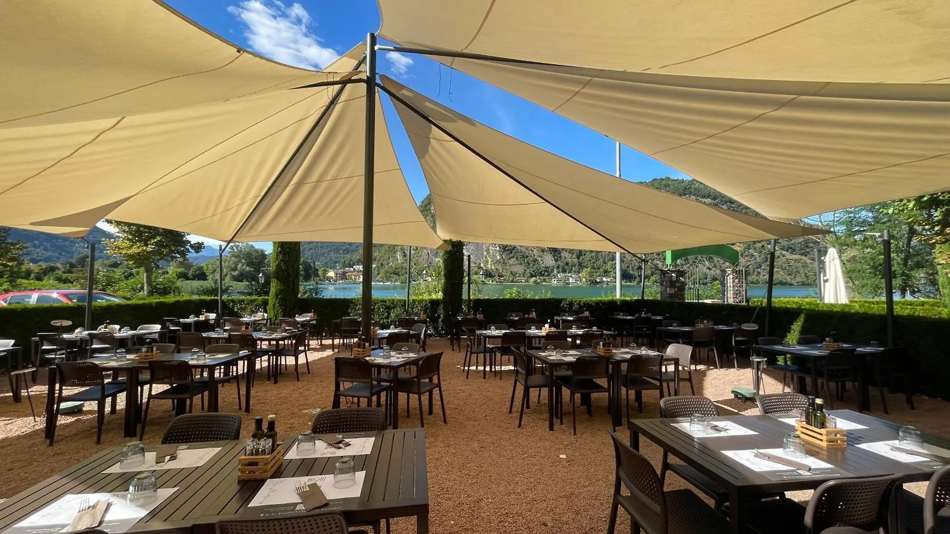 לאבנה פונטה טרסה Hotel Grotto Bagat