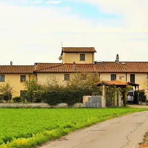https://mina-house.it-tuscanyhotel.com