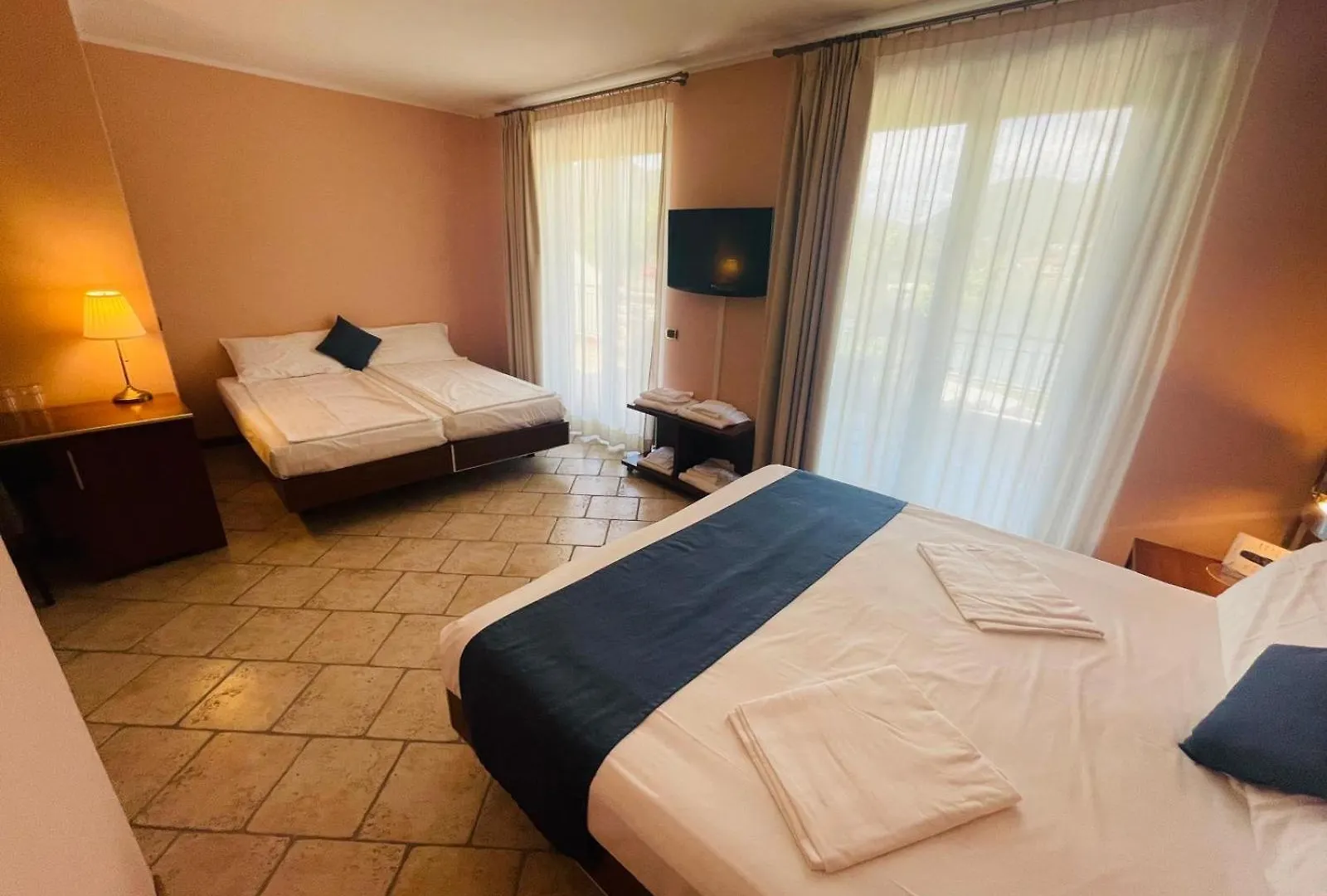 Hotel Grotto Bagat Lavena Ponte Tresa